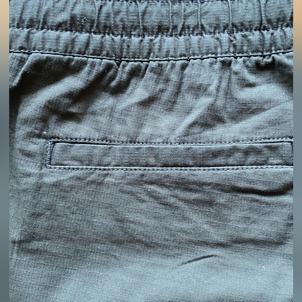 NWT Vuori Vintage Ripstop Shorts in Dark Oregano - Picture 7 of 10
